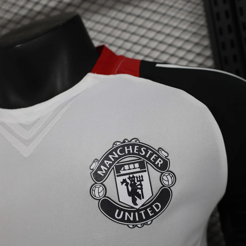 2024/2025 Manchester United Pre-match kit