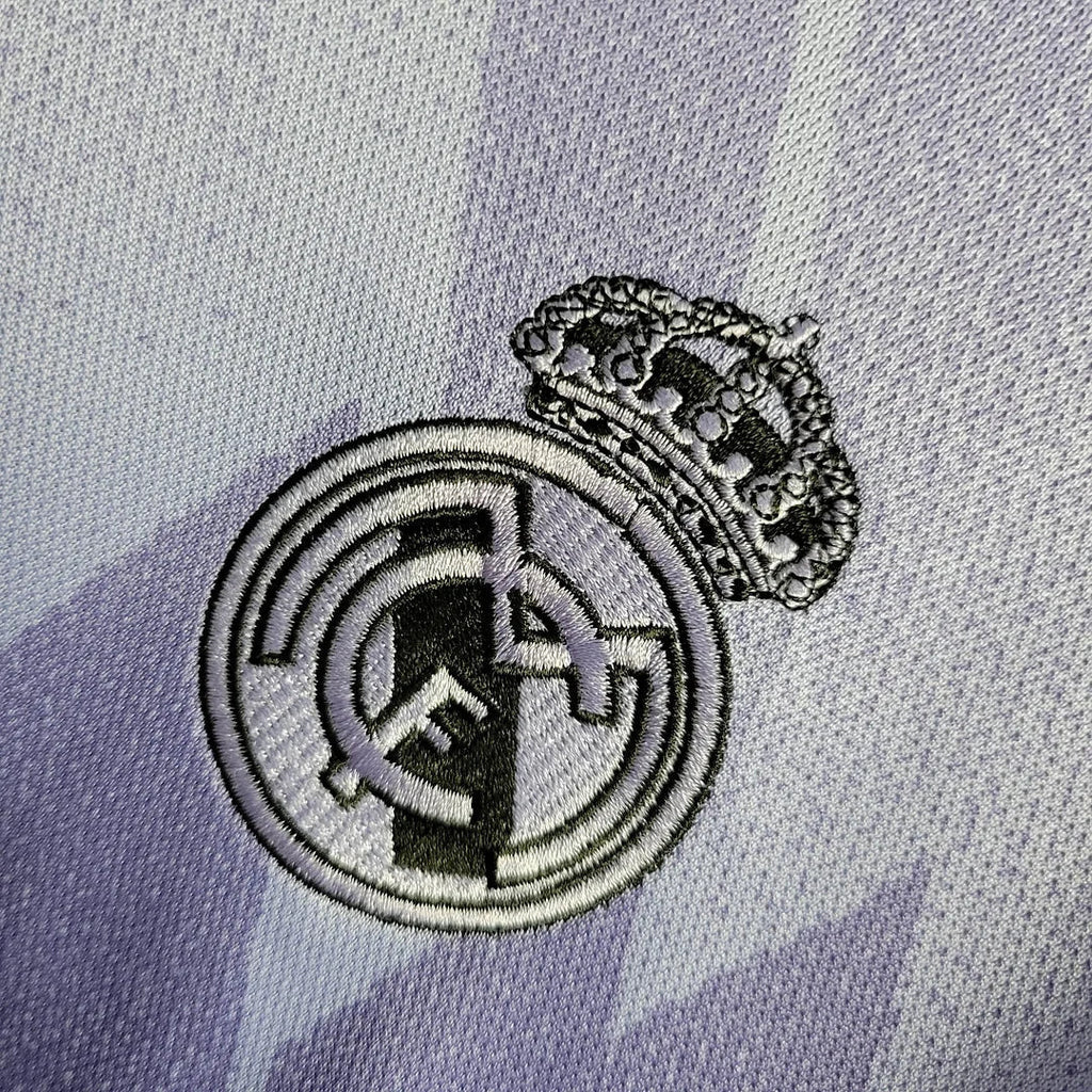 Real Madrid 2022/2023 Visitante Kit