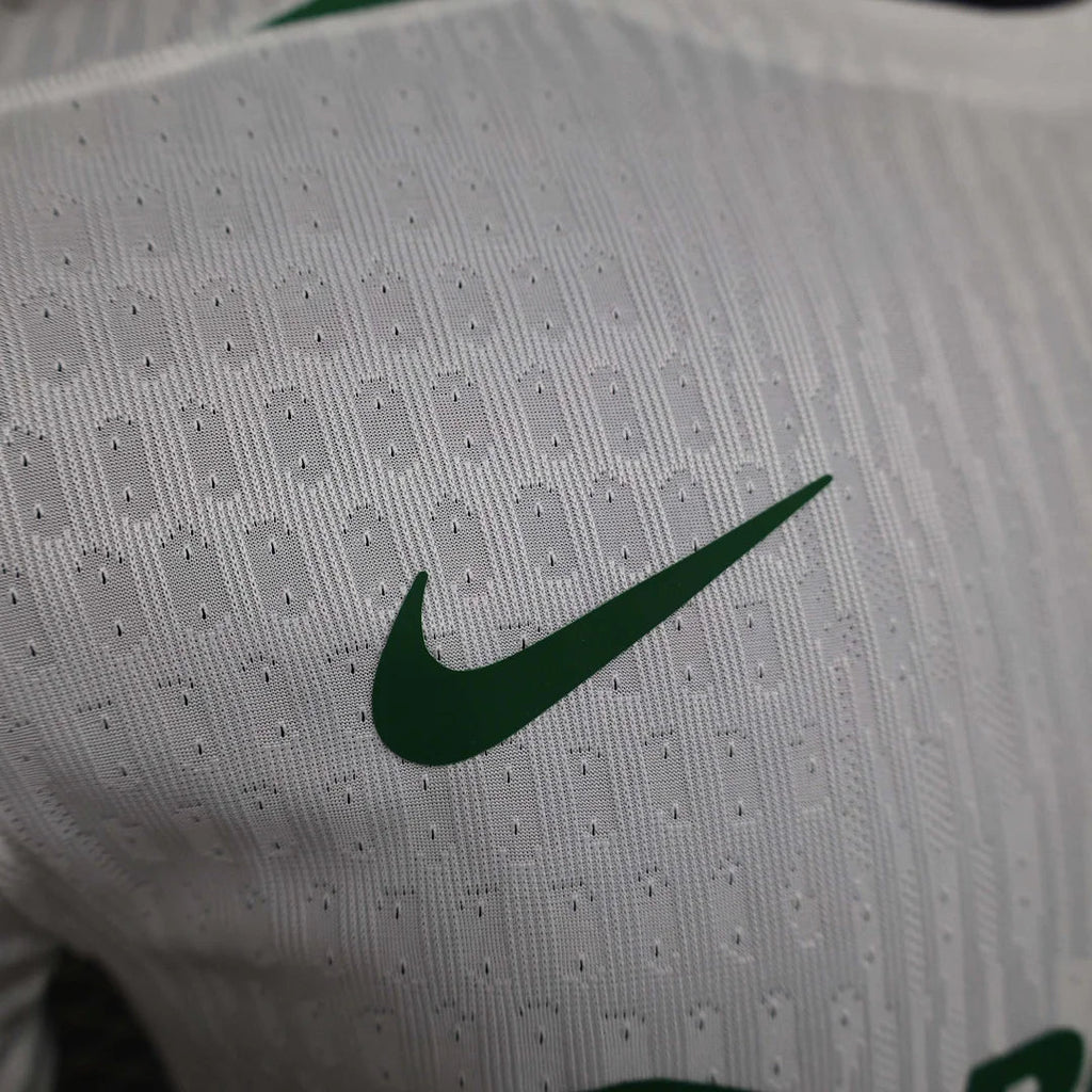 2024-2025 Player Sporting Lisbon Visitante Kit