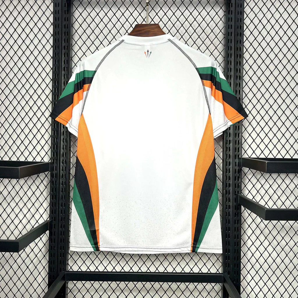2024-2025 Venezia FC Visitante Kit