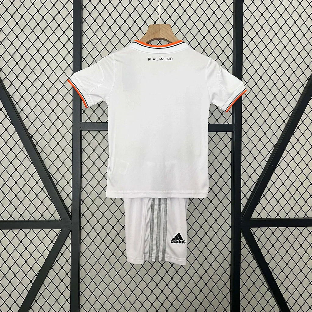 2013/2014 Retro Real Madrid Local Kit Talla Niño