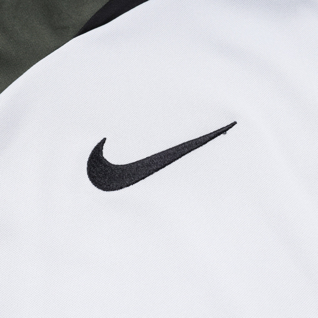 Barcelona Military Green and White Chándal
