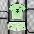 2025/2026 Bayern Munchen Green Goalkeeper Kit Talla Niño